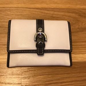 Coach leather card holder